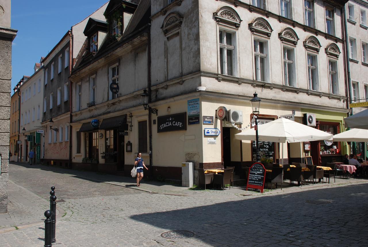 Folk Hostel Познань Экстерьер фото