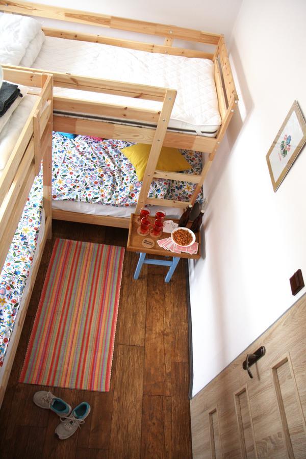 Folk Hostel Познань Экстерьер фото