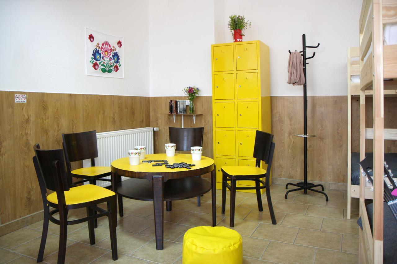 Folk Hostel Познань Экстерьер фото